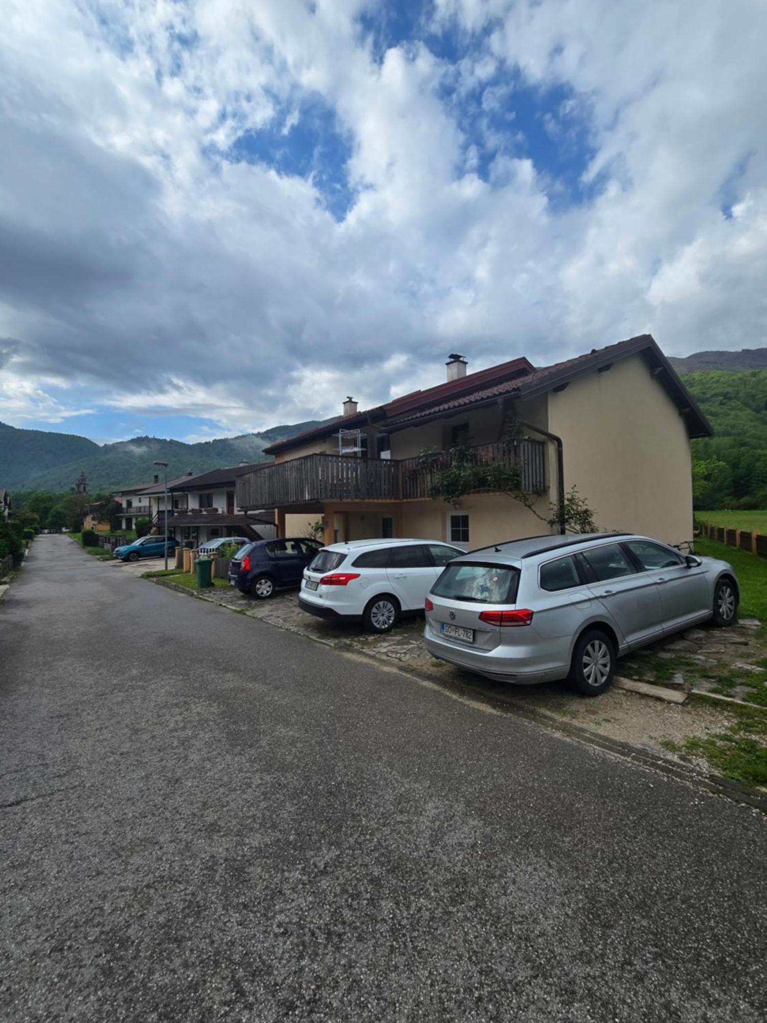 Apartment Sinc Kobarid Esterno foto